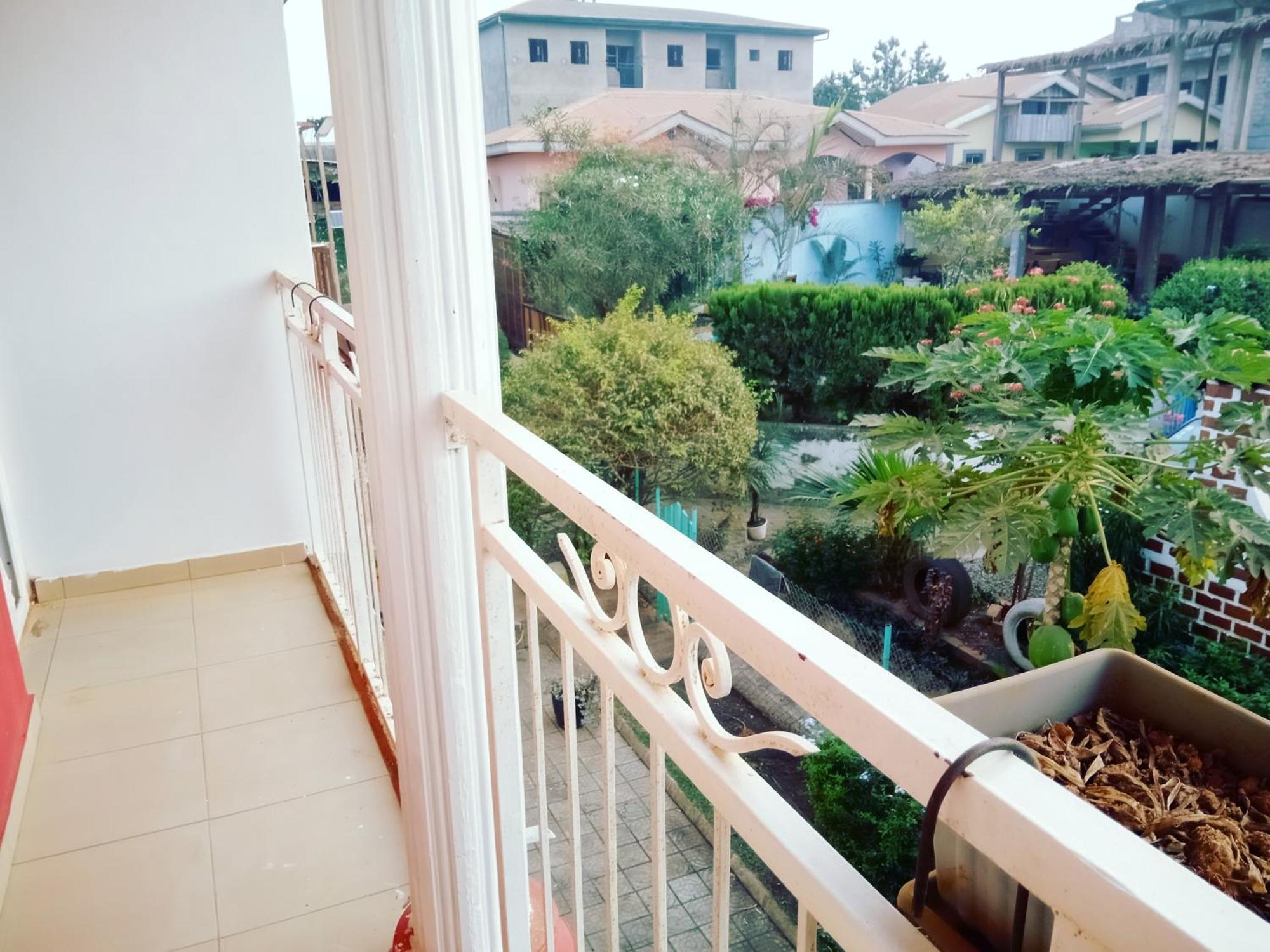 Residence Jardin Tropical Yaoundé Exterior foto